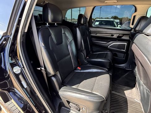 Used 2023 Kia Telluride S w/ S Sunroof Package FWD image 26