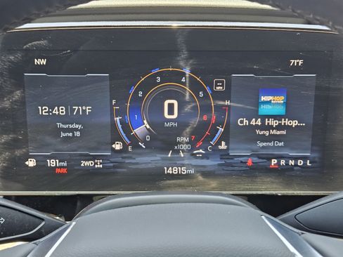 Used 2025 Chevrolet Tahoe High Country AWD/4WD image 8