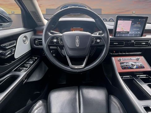 Used 2023 Lincoln Aviator Grand Touring w/ Equipment Group 301A AWD/4WD image 5