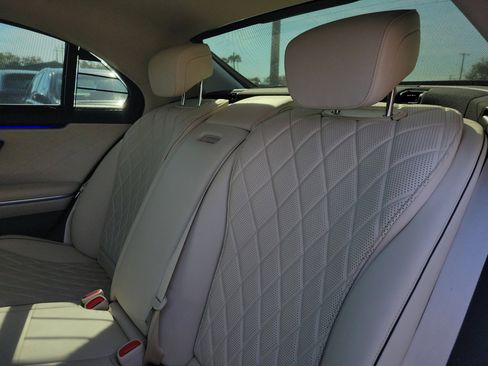 Certified 2022 Mercedes-Benz S 580 4MATIC Sedan image 14