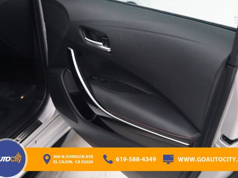 Used 2024 Toyota Corolla XSE FWD image 16