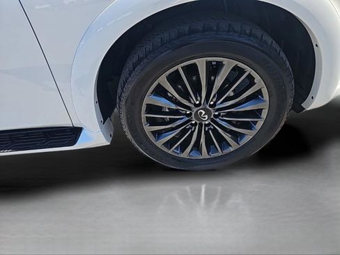 Used 2024 INFINITI QX80 Sensory w/ Cargo Package image 15