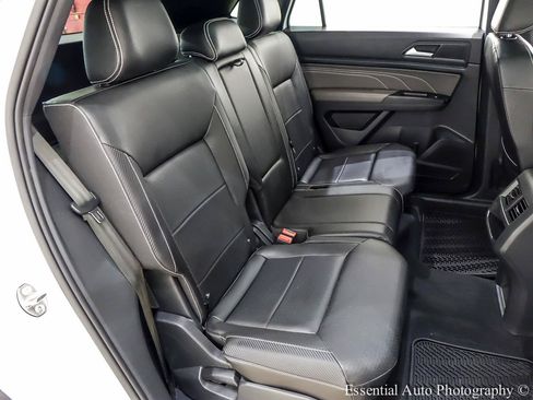 Used 2021 Volkswagen Atlas Cross Sport SE FWD image 30