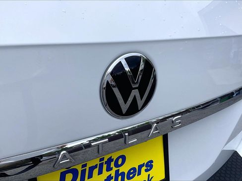 Certified 2022 Volkswagen Atlas SE FWD image 31