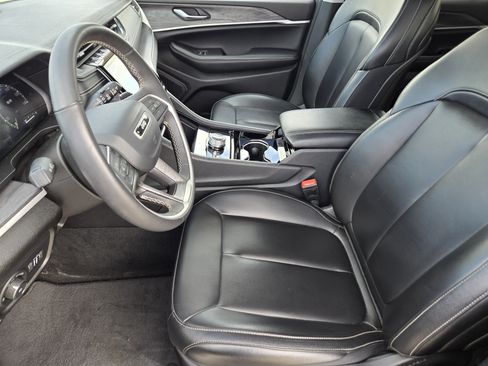 Certified 2023 Jeep Grand Cherokee Limited AWD/4WD image 14