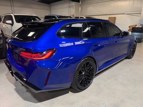 Used 2026 BMW M5 Touring AWD/4WD image 29