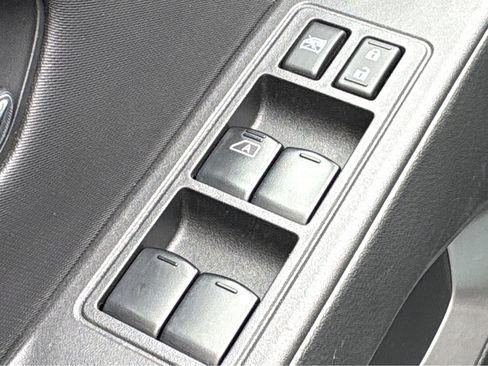 Certified 2024 Nissan Frontier SV AWD/4WD image 28