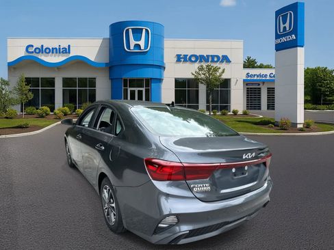 Used 2024 Kia Forte LXS image 4