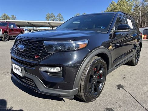 Certified 2023 Ford Explorer ST w/ Equipment Group 401A image 4