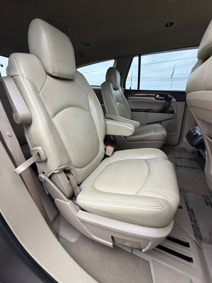 Used 2010 Buick Enclave CX FWD image 33