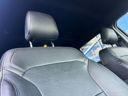 Used 2019 Ford Explorer Limited image 17