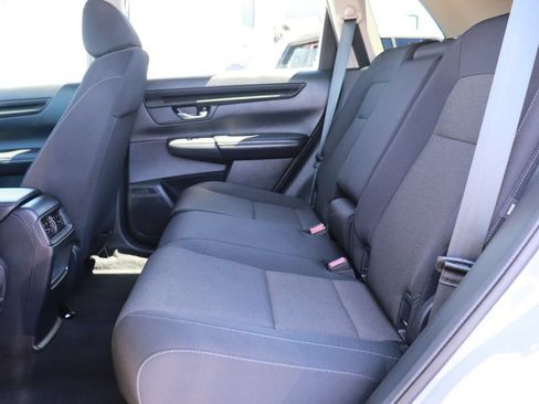 Used 2023 Honda CR-V LX image 13