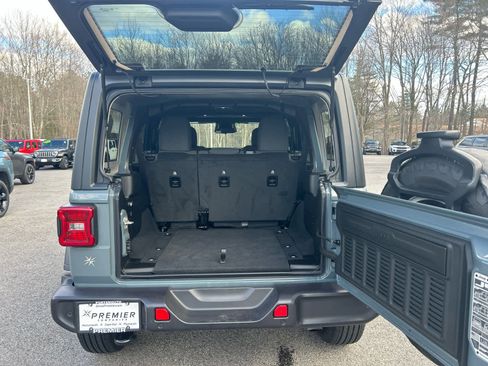 Used 2026 Jeep Wrangler Sport S image 29