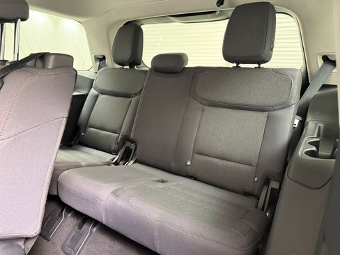 Used 2025 Ford Expedition Active image 27