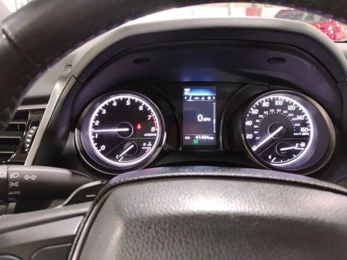 Used 2024 Toyota Camry SE image 28