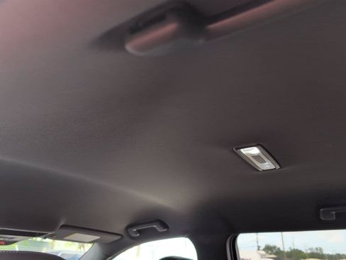 Used 2025 Chevrolet Equinox LT w/ Convenience Package II FWD image 31
