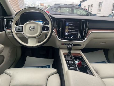 Used 2019 Volvo S60 T6 Inscription image 6