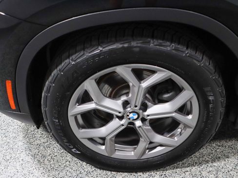 Used 2023 BMW X3 xDrive30i w/ Premium Essential Package image 11