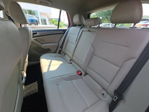 Used 2016 Volkswagen Golf SE w/ Lighting Package FWD image 21