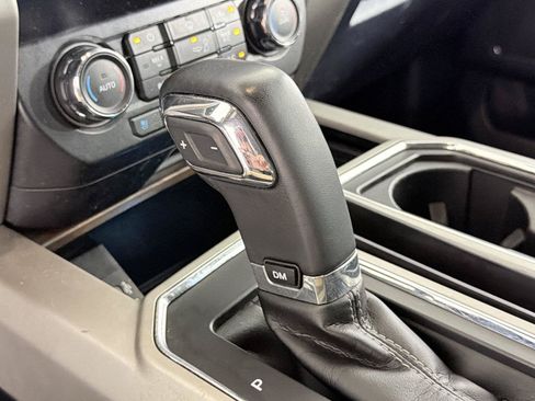 Used 2020 Ford F150 Lariat RWD image 32