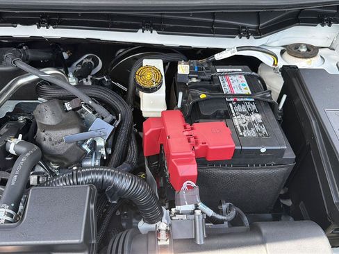 Used 2025 Nissan Kicks S FWD image 33