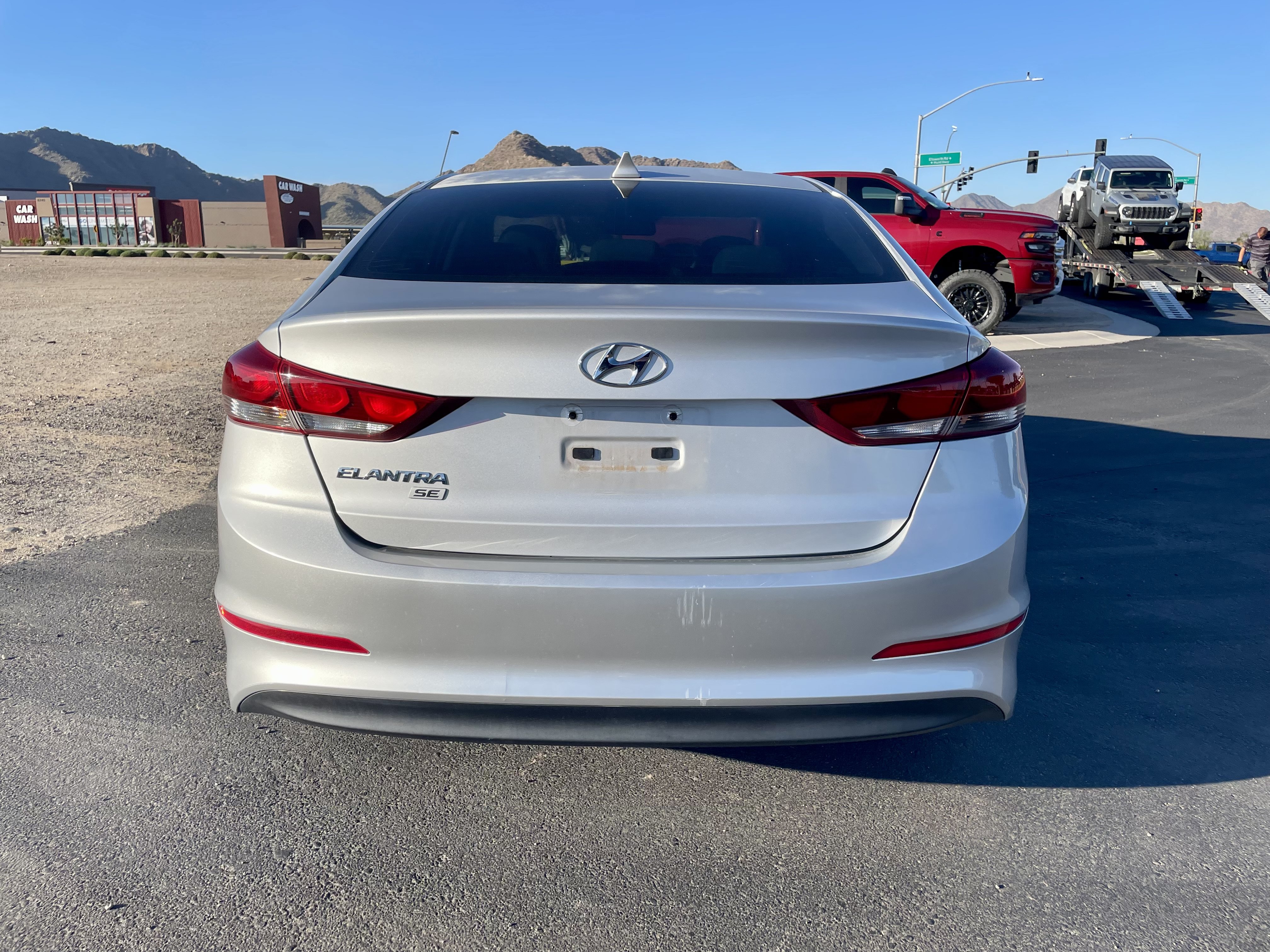 Used 2017 Hyundai Elantra SE FWD image 4