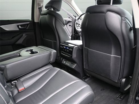 Used 2023 Acura MDX SH-AWD w/ Technology Package image 22