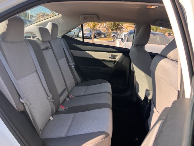 Used 2017 Toyota Corolla LE w/ Carpet Mat Package (TMS) FWD image 24