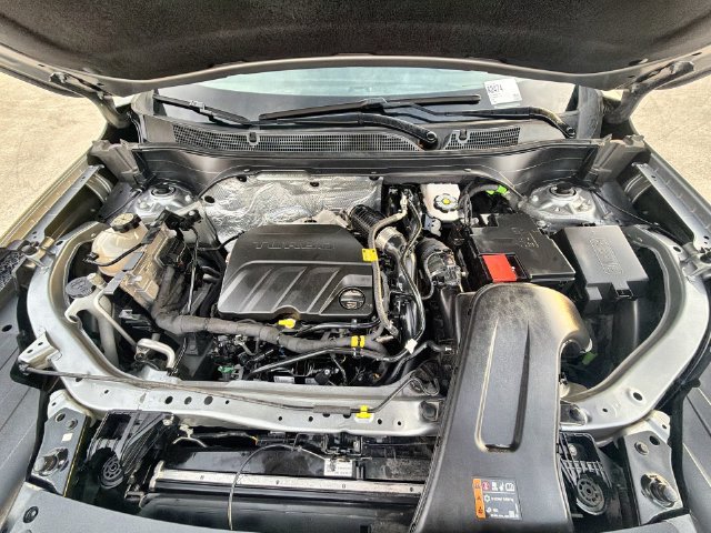 Used 2025 Chevrolet Trax LT w/ Driver Confidence Package FWD image 28