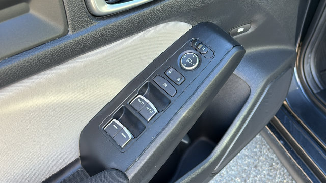 Used 2024 Honda Civic LX image 9