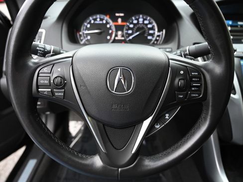 Used 2020 Acura TLX image 21