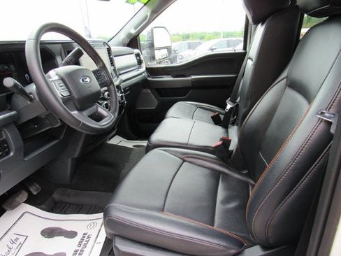 Used 2025 Ford F250 Lariat w/ Chrome Package AWD/4WD image 31