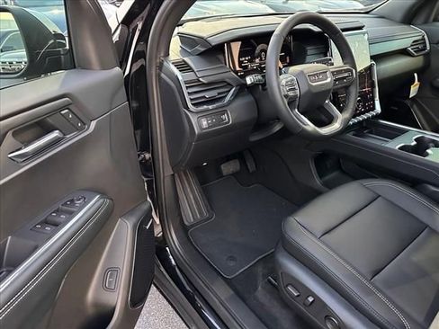 New 2026 GMC Acadia Elevation w/ Elevation Premium Package image 17