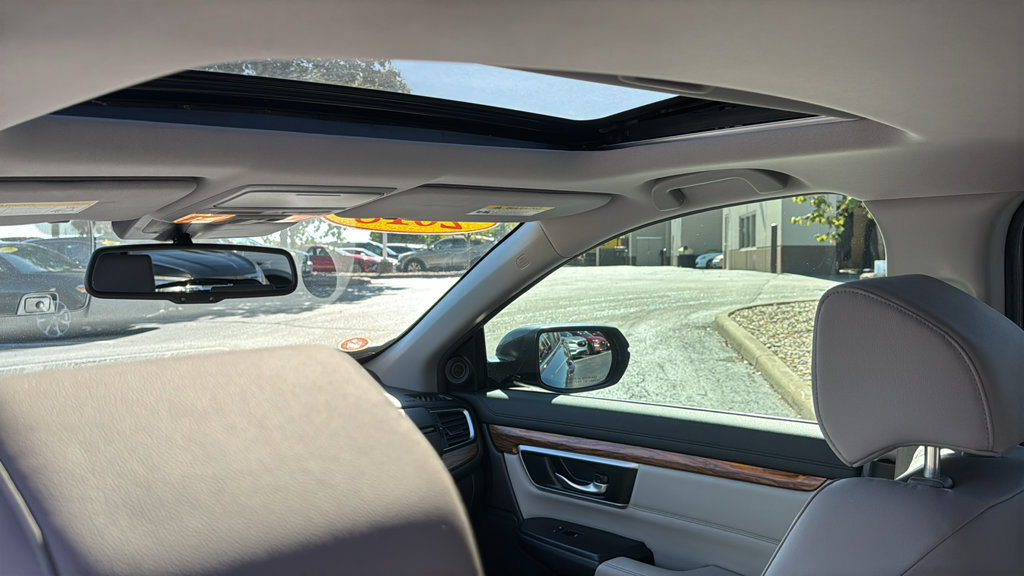 Used 2018 Honda CR-V Touring image 31