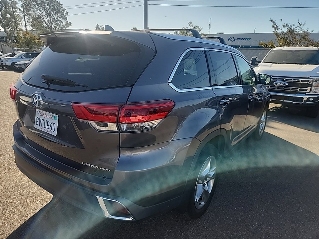 Used 2019 Toyota Highlander Limited AWD/4WD image 12
