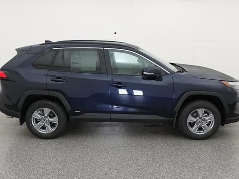 New 2025 Toyota RAV4 XLE image 11