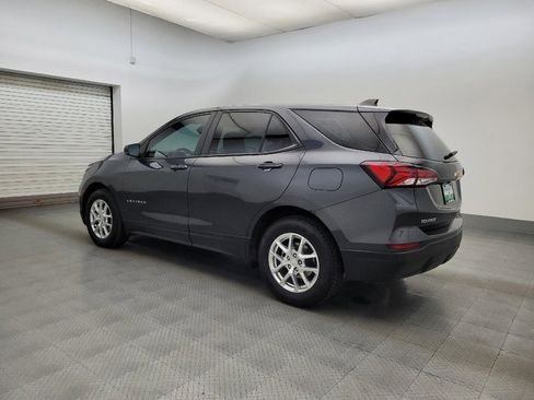 Used 2022 Chevrolet Equinox LS image 3