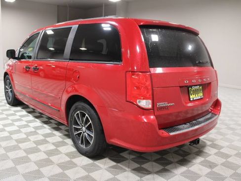 Used 2016 Dodge Grand Caravan R/T FWD image 9