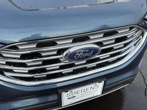 Used 2019 Ford Edge Titanium image 24