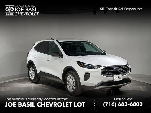 Used 2025 Ford Escape Active w/ Tech Pack #1 image 1