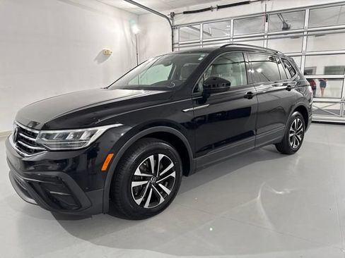 Used 2023 Volkswagen Tiguan S FWD image 4