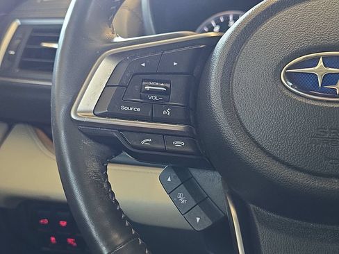 Used 2022 Subaru Ascent Touring AWD/4WD image 18