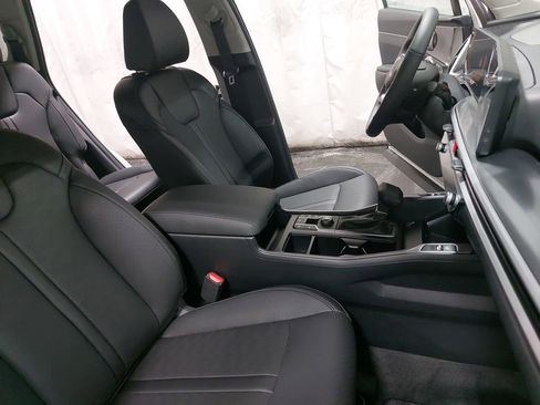 New 2026 Kia Sorento S image 10