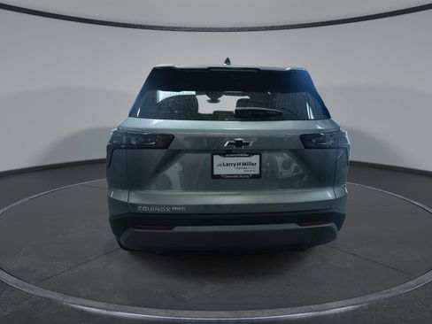 New 2026 Chevrolet Equinox LT w/ Convenience Package II AWD/4WD image 6