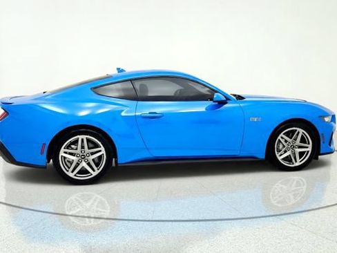Used 2024 Ford Mustang GT Premium RWD image 9