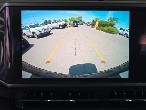 Certified 2025 Jeep Wrangler Unlimited Rubicon 4xe w/ Convenience Group AWD/4WD image 8