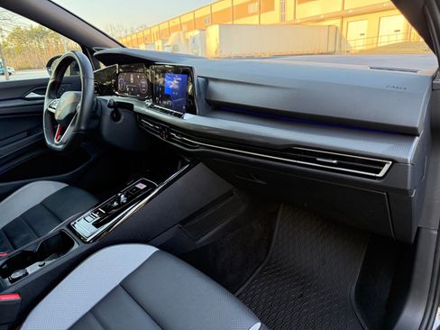 Used 2024 Volkswagen GTI SE w/ SE Leather Seats Package image 23