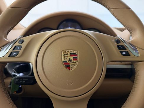 Used 2013 Porsche Cayenne w/ Convenience Pkg AWD/4WD image 11
