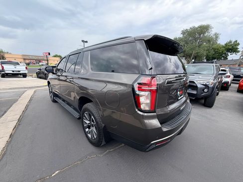 Used 2021 Chevrolet Suburban Z71 AWD/4WD image 6