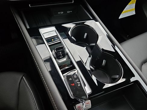 New 2026 Volkswagen Atlas Cross Sport SEL image 15